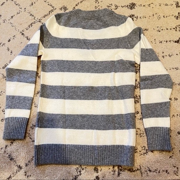 Gap Grey & White Stripe Wool Blend Knit V Neck Sweater XS - Picture 6 of 9